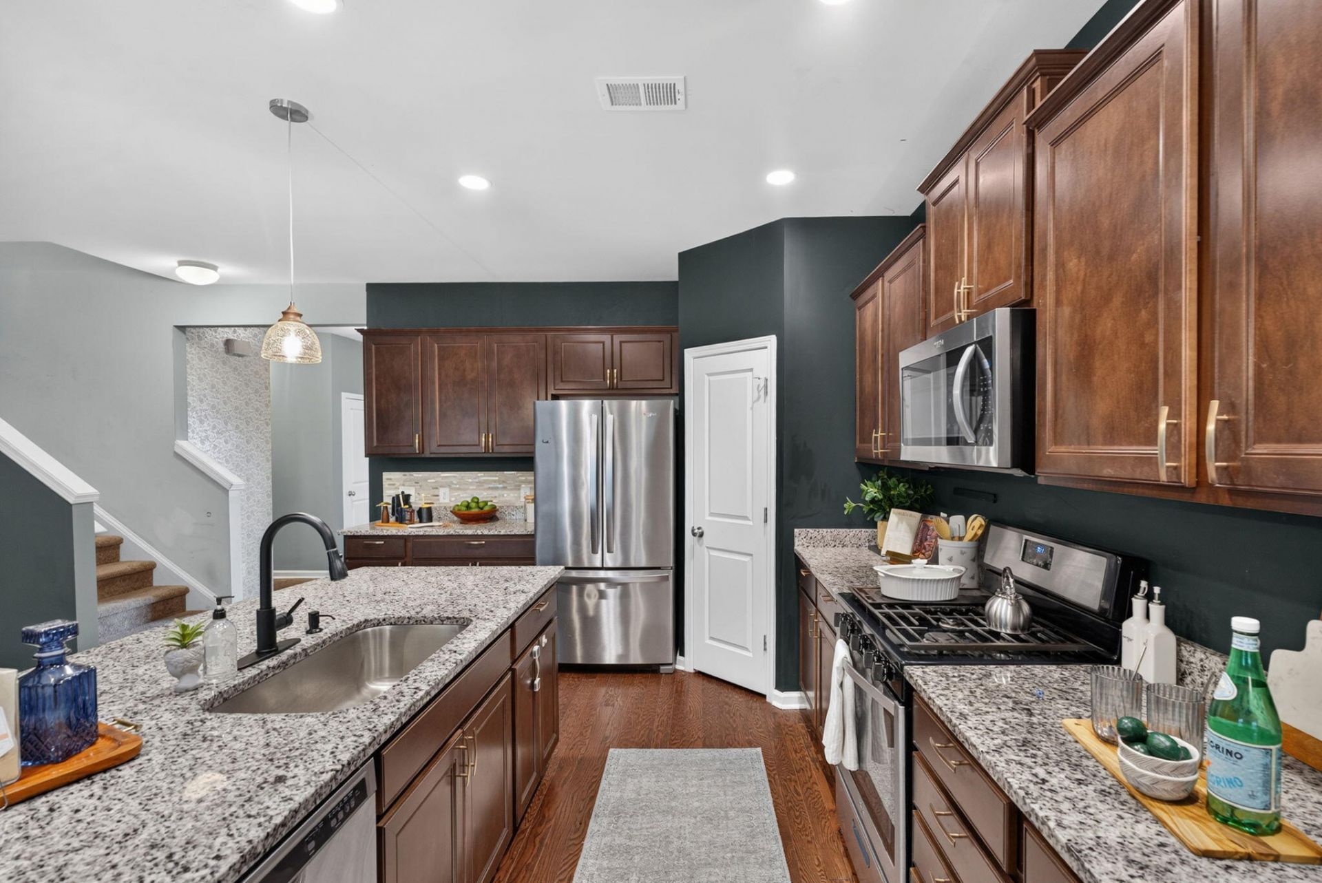 215 Shadybrook Drive Photo 15