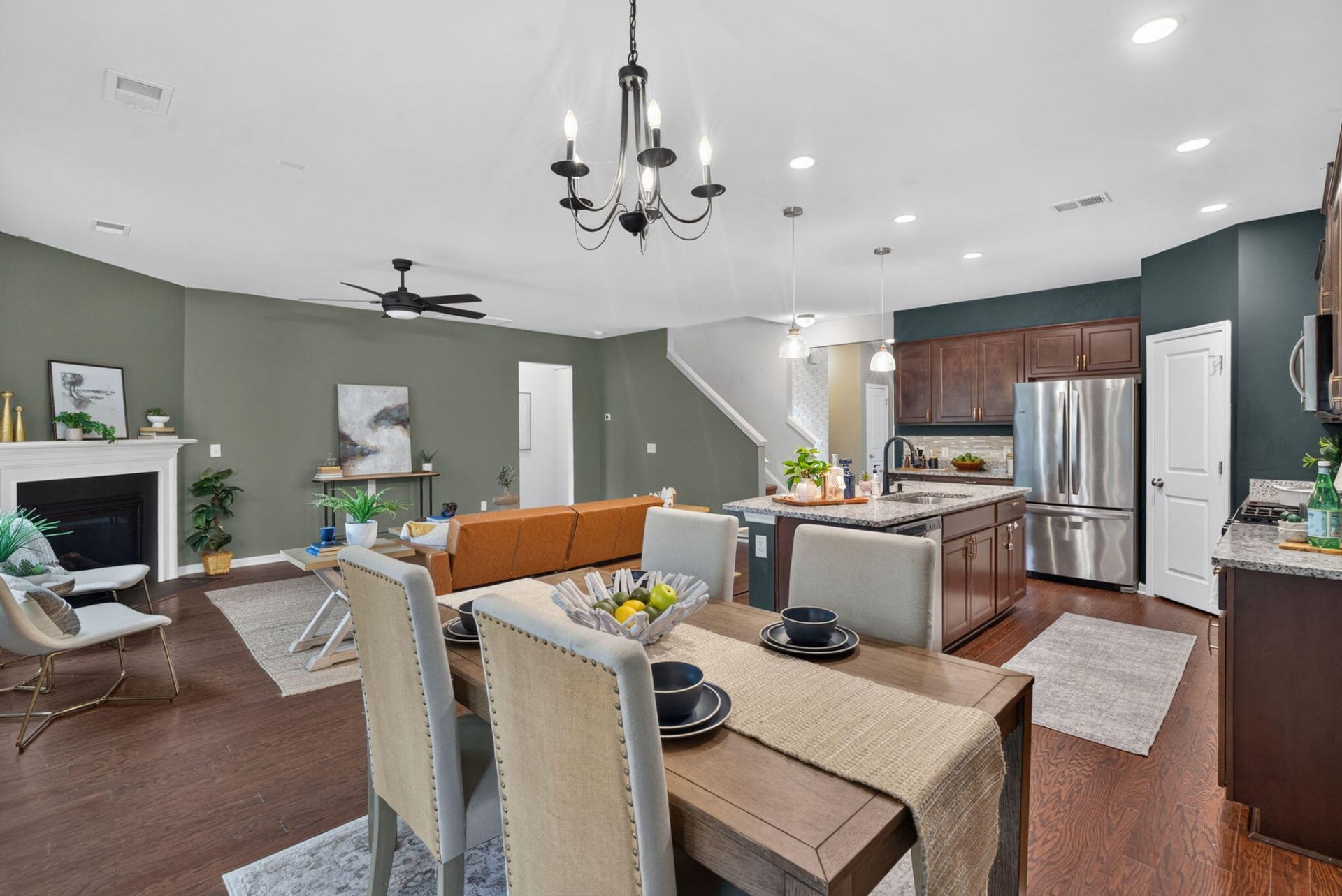 215 Shadybrook Drive Photo 17