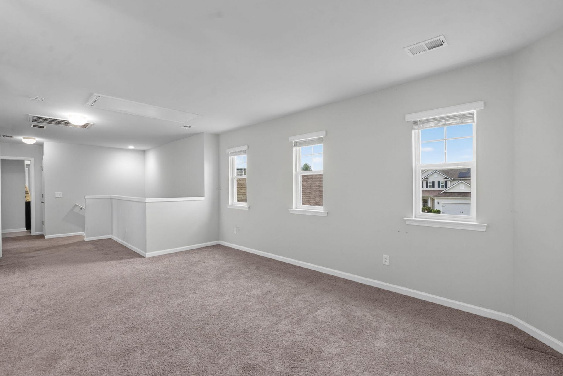 215 Shadybrook Drive Photo 29