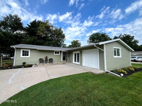 5937 Graystone Drive , Sylvania, OH 43560
