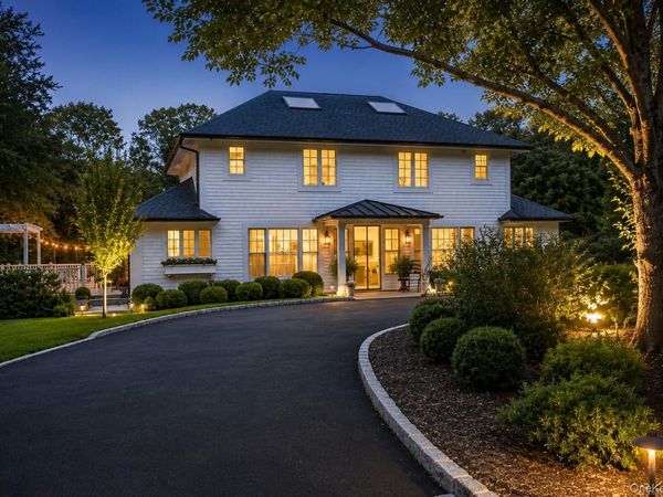 34 Locust Lane , Huntington Bay, NY 11743