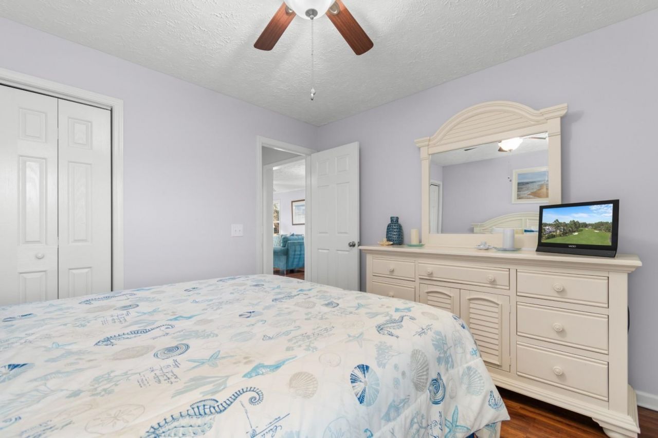 597 Blue River Ct. Photo 24