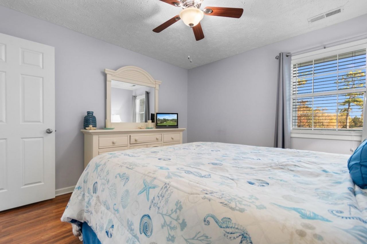 597 Blue River Ct. Photo 25