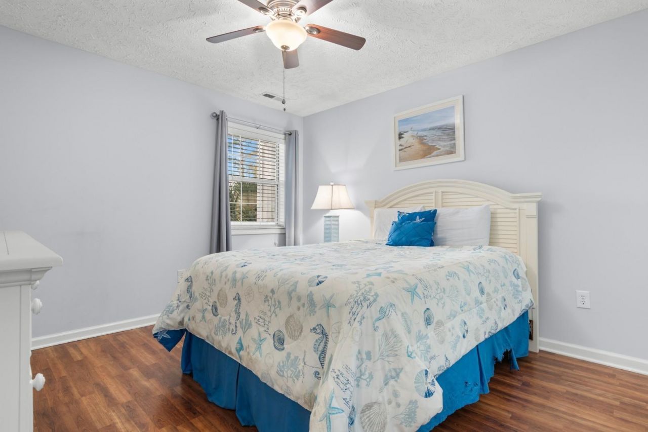 597 Blue River Ct. Photo 26
