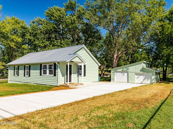 408 Amerine Rd, Maryville, TN 37804