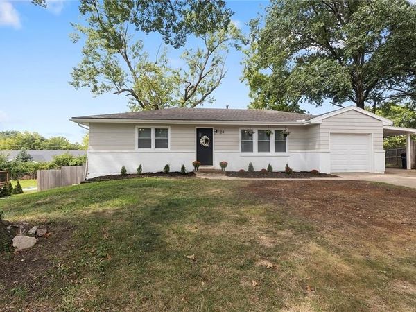 24 Virginia Drive, Liberty, MO 64068
