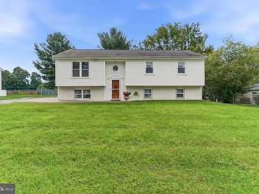 402 FARMHOUSE ROAD , DOWNINGTOWN, PA 19335