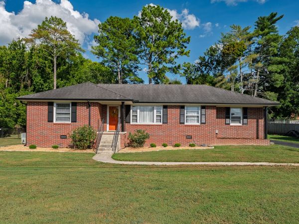1007 2nd Ave , Fayetteville, TN 37334