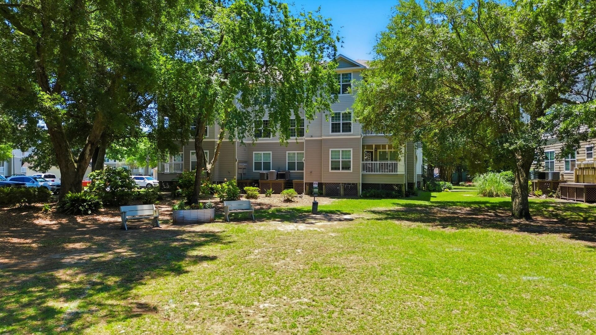 700 Daniel Ellis Drive Photo 38