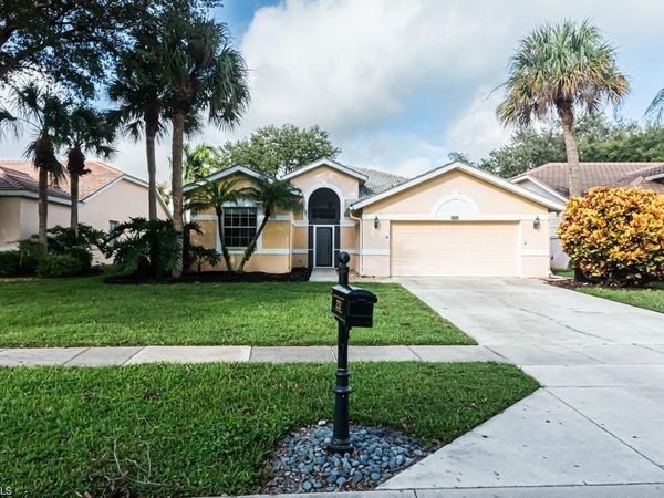 2252 Heritage Greens DR , NAPLES, FL 34119
