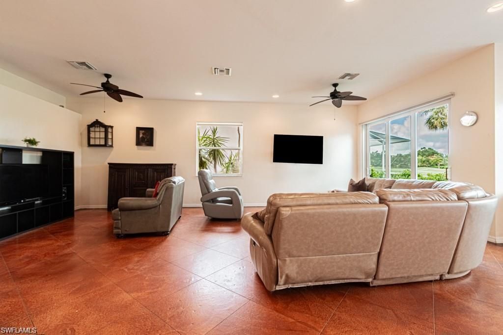 2252 Heritage Greens Dr , Naples, FL 34119 Photo