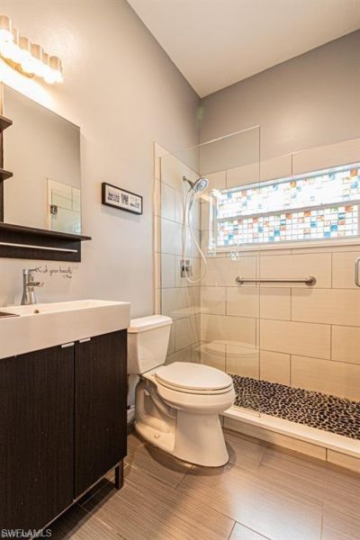 2252 Heritage Greens Dr , Naples, FL 34119 Photo