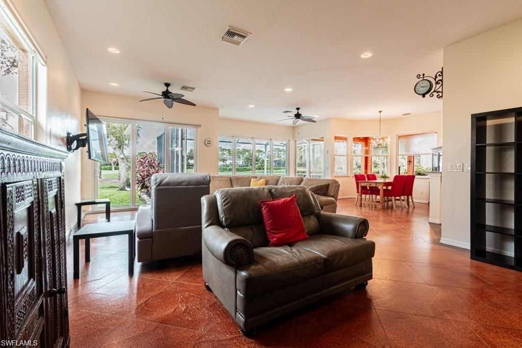 2252 Heritage Greens Dr , Naples, FL 34119 Photo