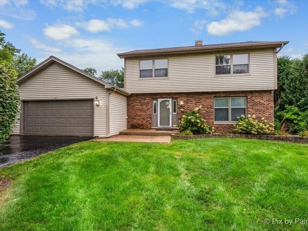 635 Pauline Court , Gilberts, IL 60136