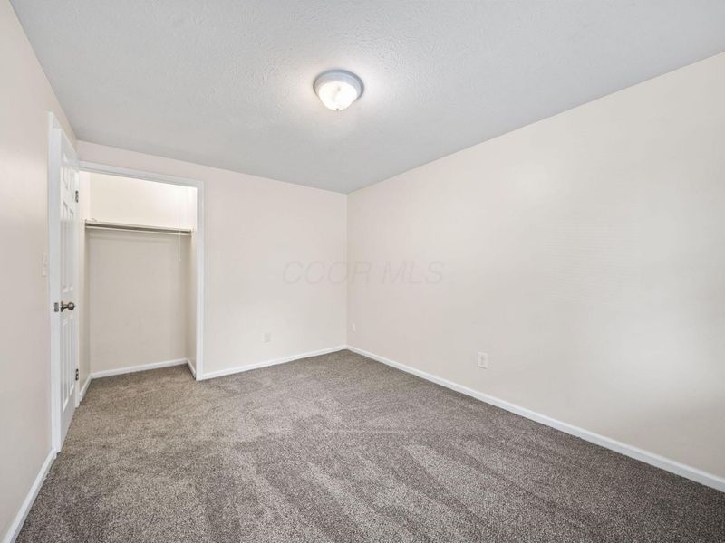5155 Lindora Drive, Columbus, OH 43232 Photo 19