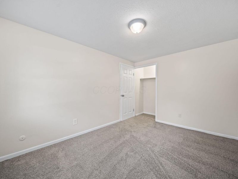 5155 Lindora Drive, Columbus, OH 43232 Photo 20