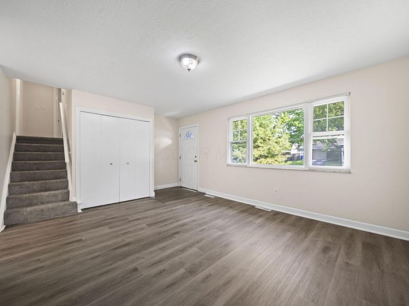 5155 Lindora Drive, Columbus, OH 43232 Photo 21