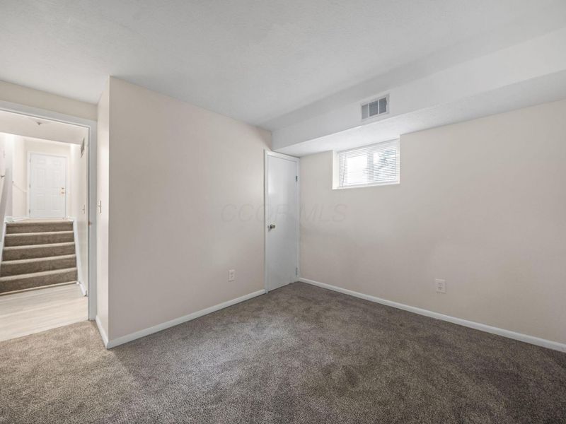 5155 Lindora Drive, Columbus, OH 43232 Photo 33
