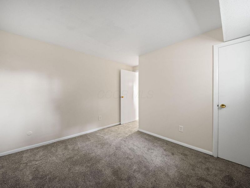 5155 Lindora Drive, Columbus, OH 43232 Photo 34