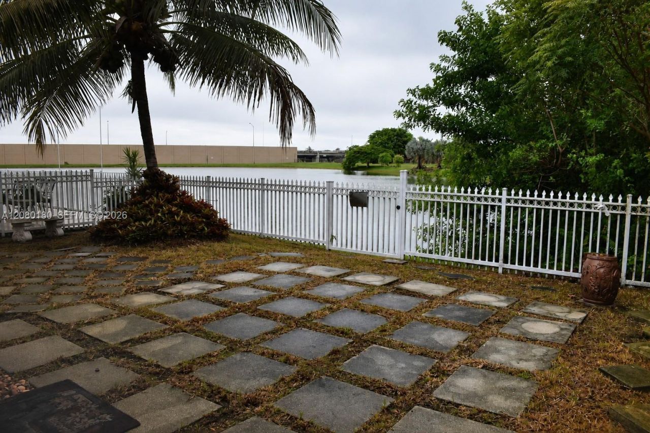 3745 NE 23rd Ct, Homestead, FL 33033 Photo