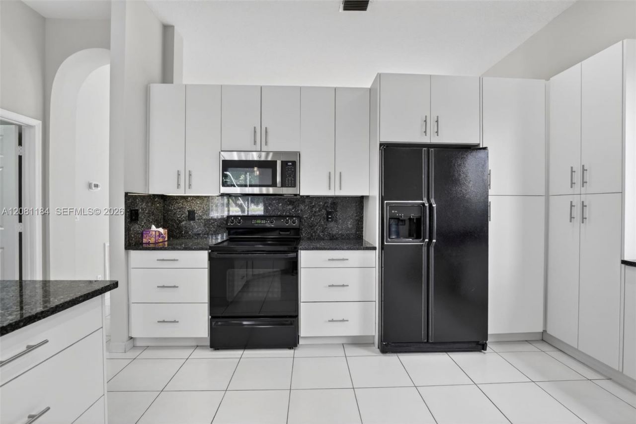 13171 NW 19th St, Pembroke Pines, FL 33028 Photo