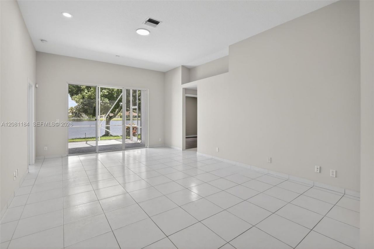 13171 NW 19th St, Pembroke Pines, FL 33028 Photo
