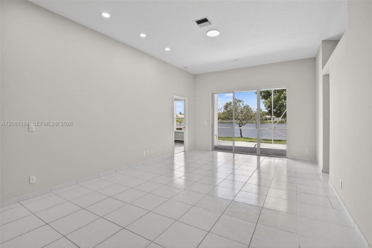 13171 NW 19th St, Pembroke Pines, FL 33028 Photo