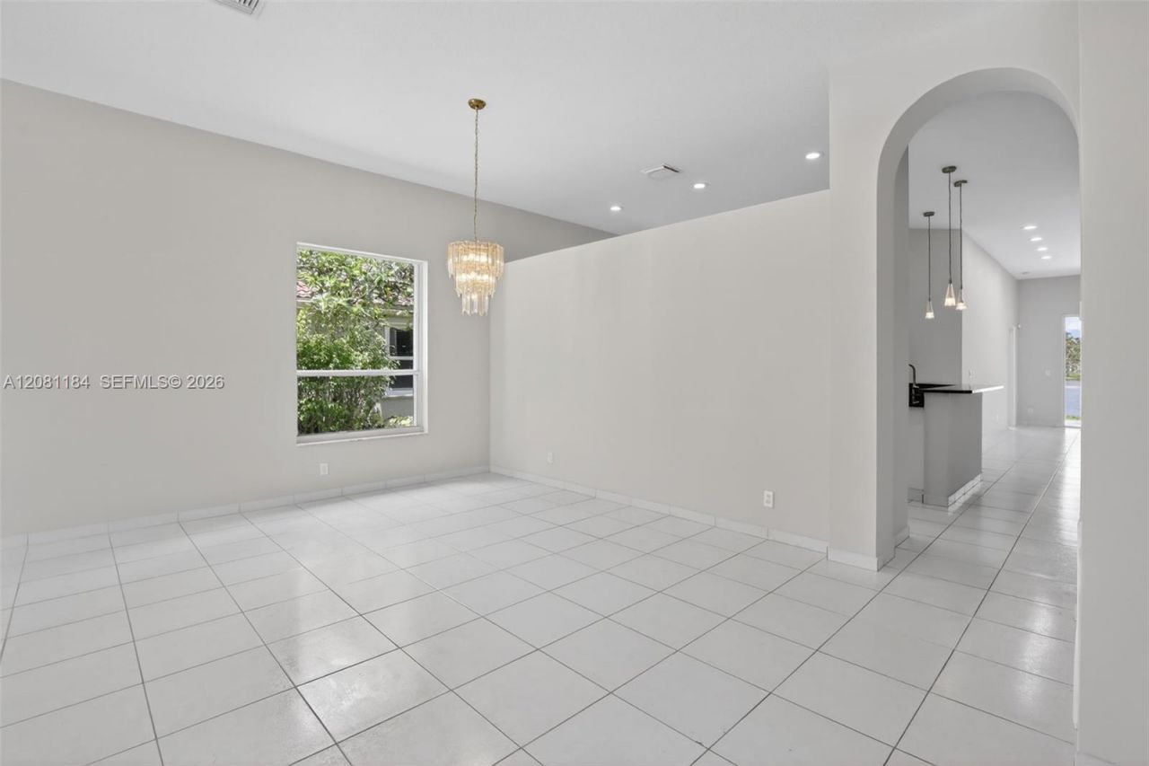 13171 NW 19th St, Pembroke Pines, FL 33028 Photo