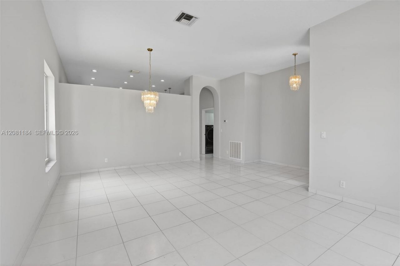 13171 NW 19th St, Pembroke Pines, FL 33028 Photo