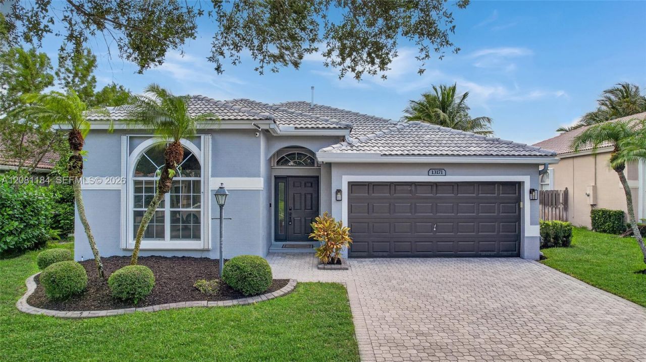 13171 NW 19th St, Pembroke Pines, FL 33028 Photo