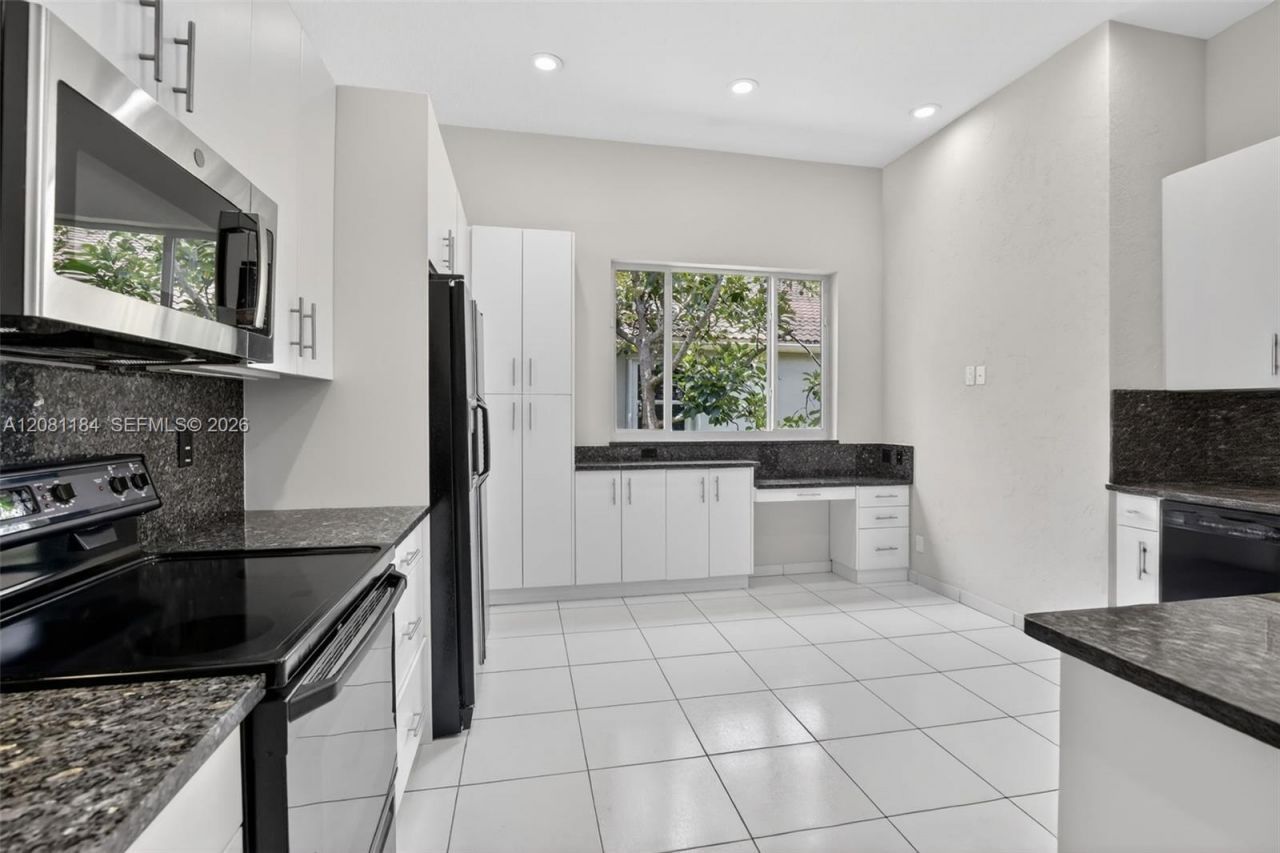 13171 NW 19th St, Pembroke Pines, FL 33028 Photo