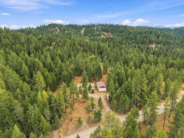 9308 N Campbell Rd, Otis Orchards, WA 99027