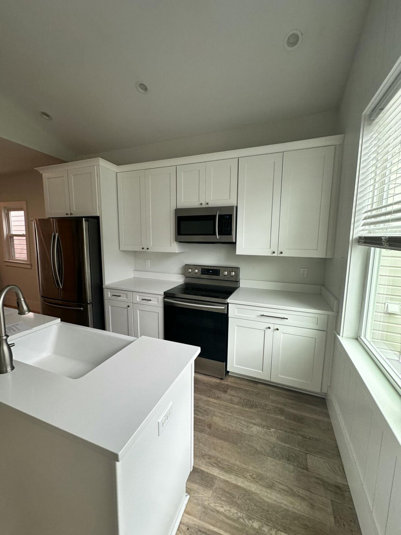 123 Romney Street Photo 8