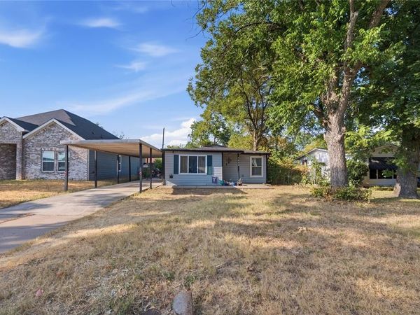5828 Humbert Avenue, Fort Worth, TX 76107