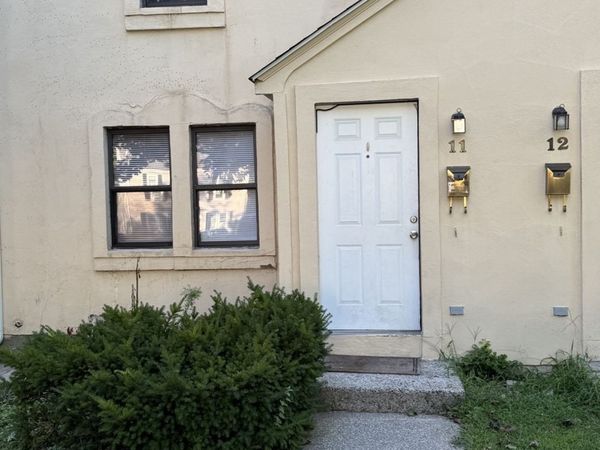 11 Brownell Cir, Unit 1, Worcester, MA 01602