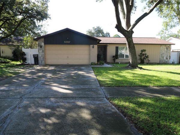 5017 OAKSHIRE DR , TAMPA, FL 33625