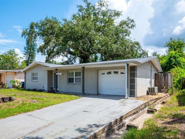 3438 KIMBERLY OAKS DRIVE , HOLIDAY, FL 34691