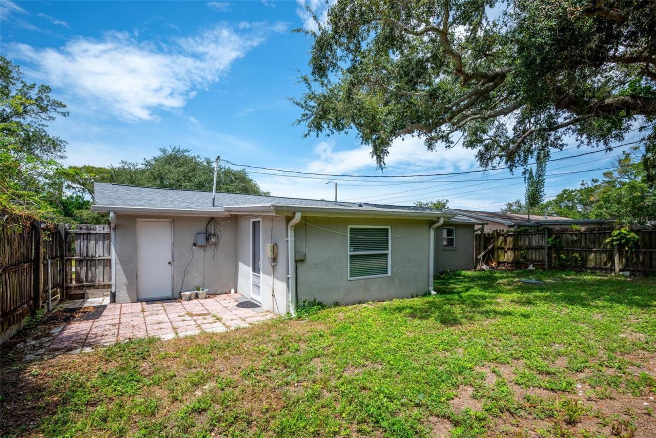 3438 Kimberly Oaks Drive , Holiday, FL 34691 Photo