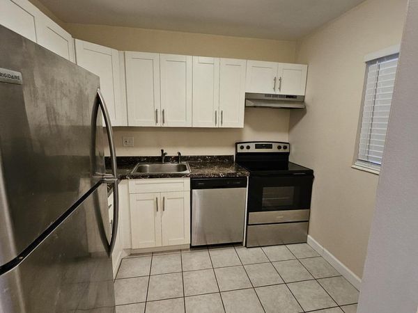 2900 NW 46TH Avenue, Unit 105, Lauderdale Lakes, FL 33313