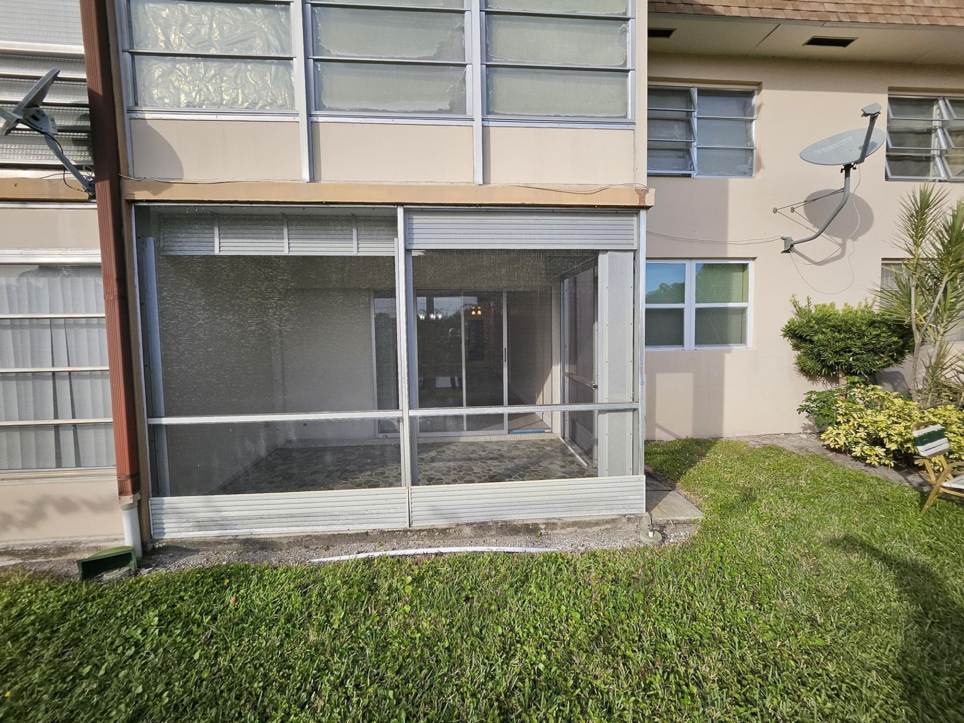 2900 NW 46th Avenue, Unit 105, Lauderdale Lakes, FL 33313 Photo