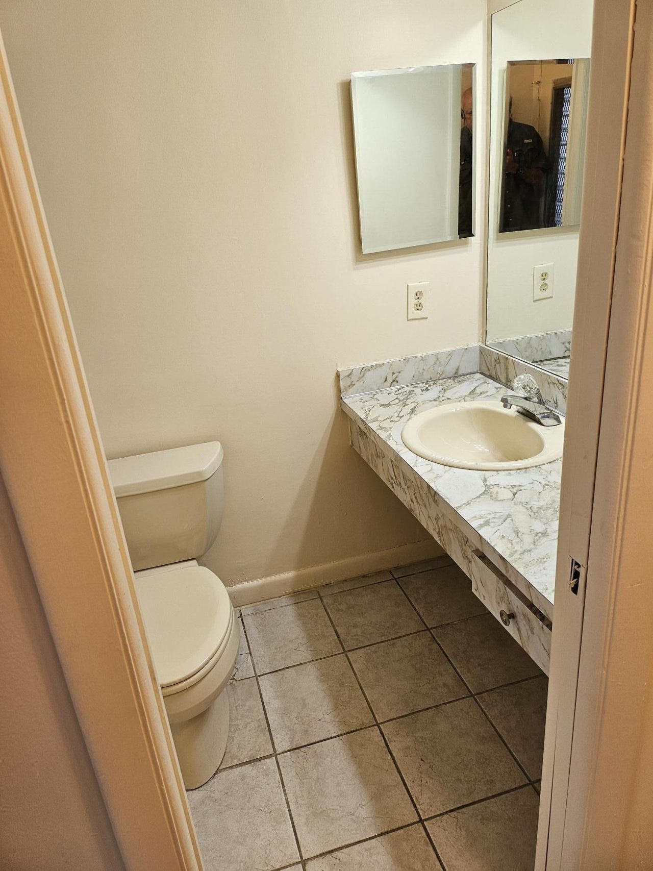 2900 NW 46th Avenue, Unit 105, Lauderdale Lakes, FL 33313 Photo