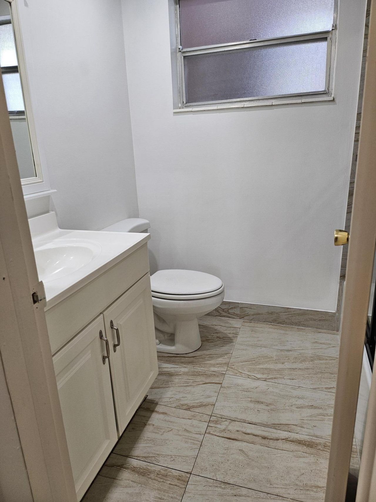 2900 NW 46th Avenue, Unit 105, Lauderdale Lakes, FL 33313 Photo