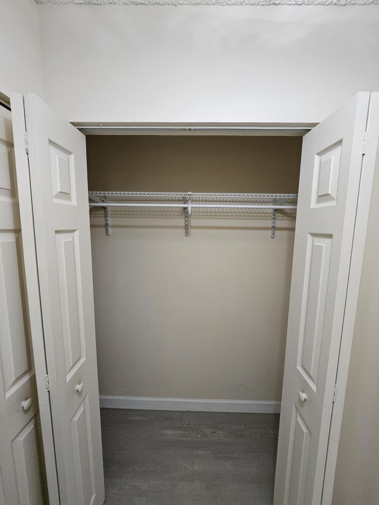 2900 NW 46th Avenue, Unit 105, Lauderdale Lakes, FL 33313 Photo