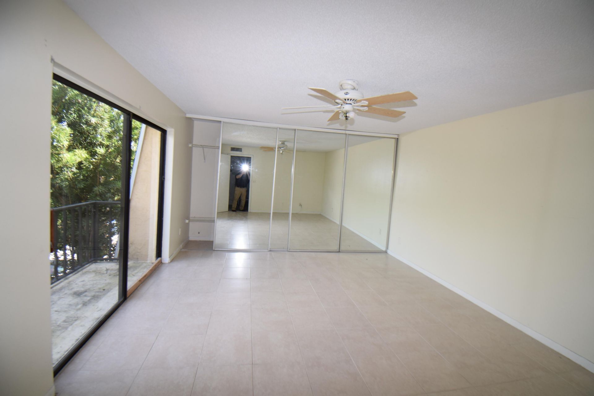 237 Alemeda Drive, Unit 3, Palm Springs, FL 33461 Photo
