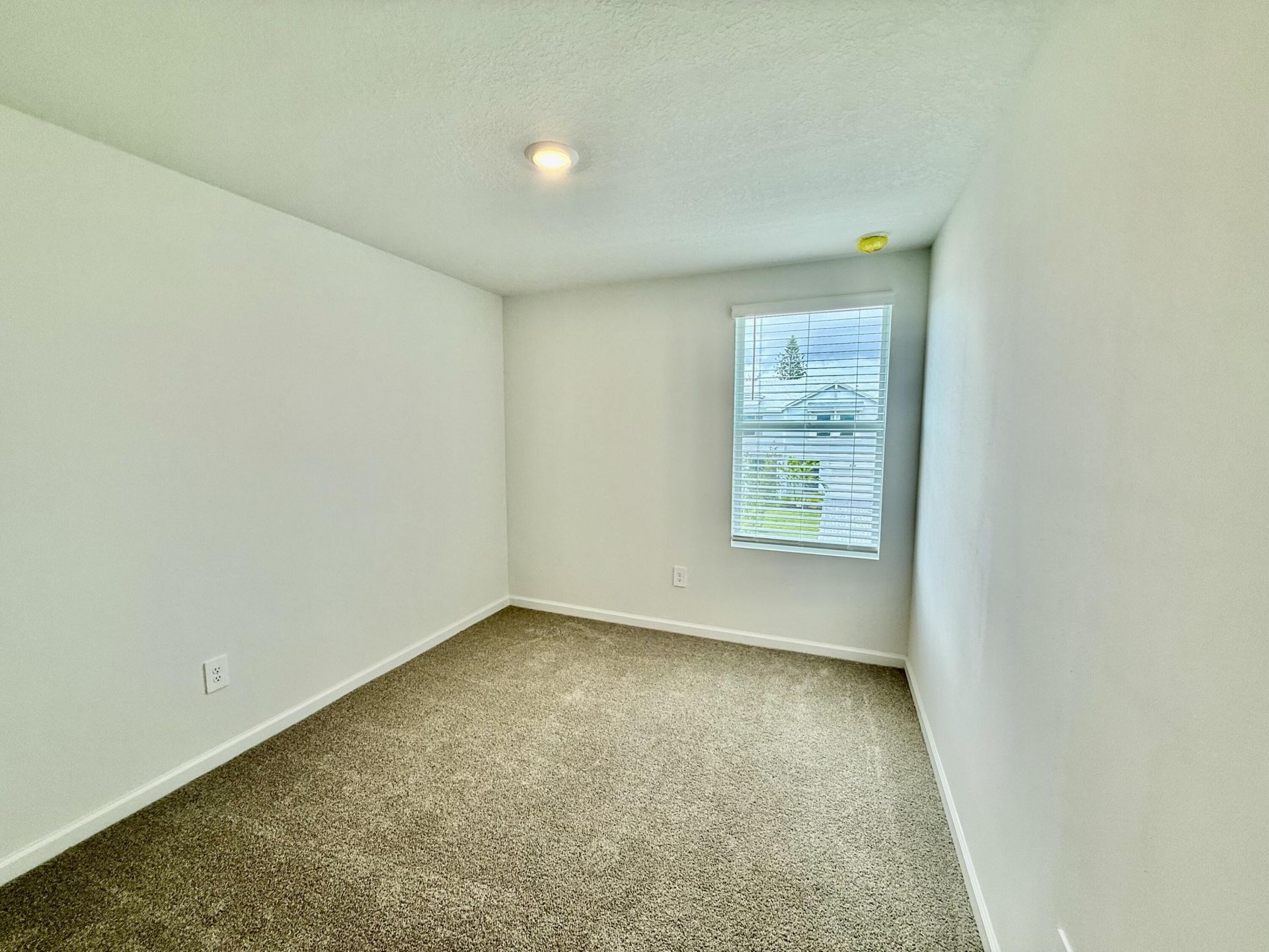 655 Salisbury Circle, Fort Pierce, FL 34982 Photo
