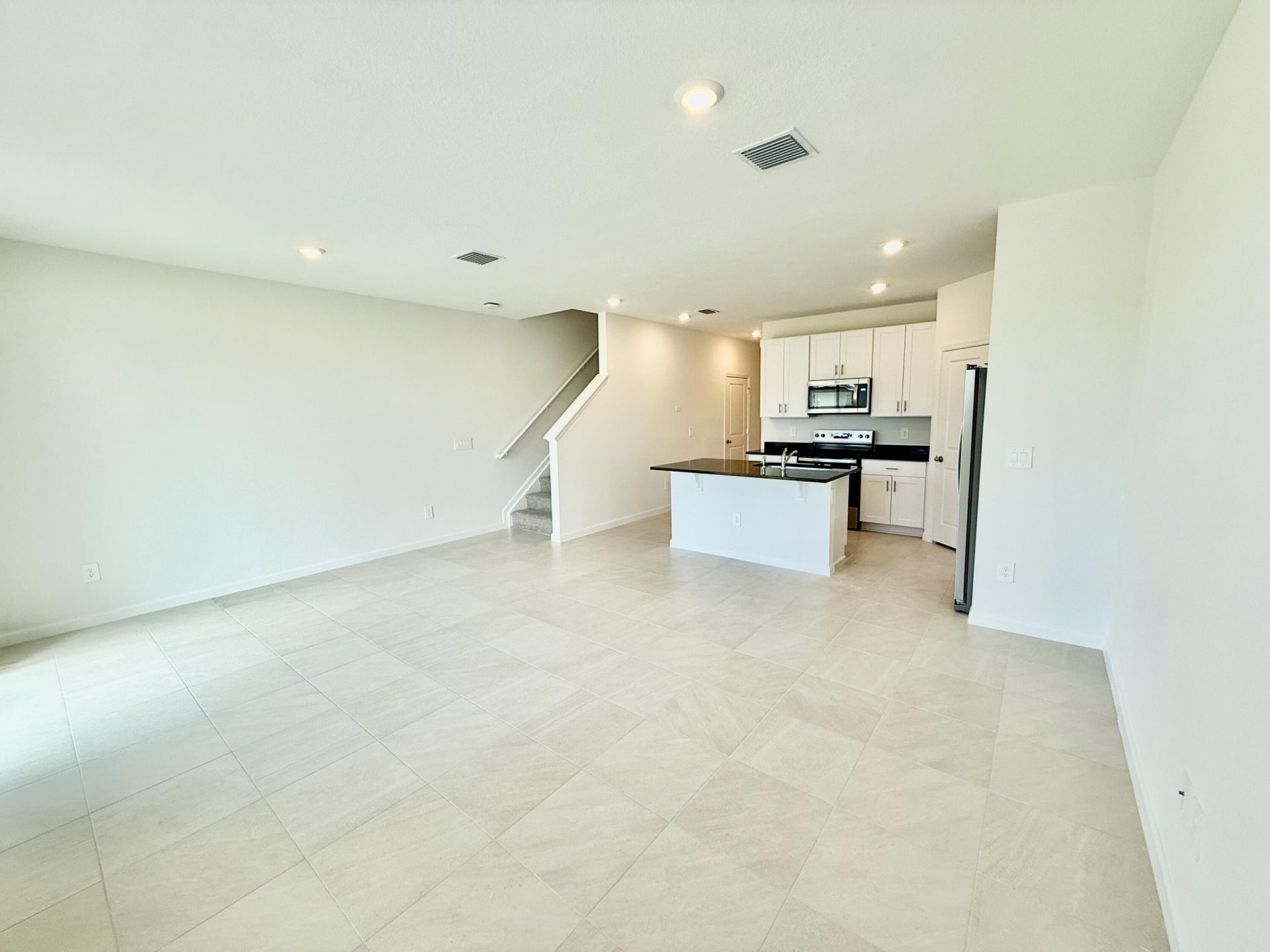655 Salisbury Circle, Fort Pierce, FL 34982 Photo
