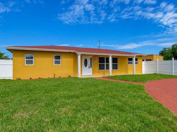 15021 Jackson Road, Delray Beach, FL 33484