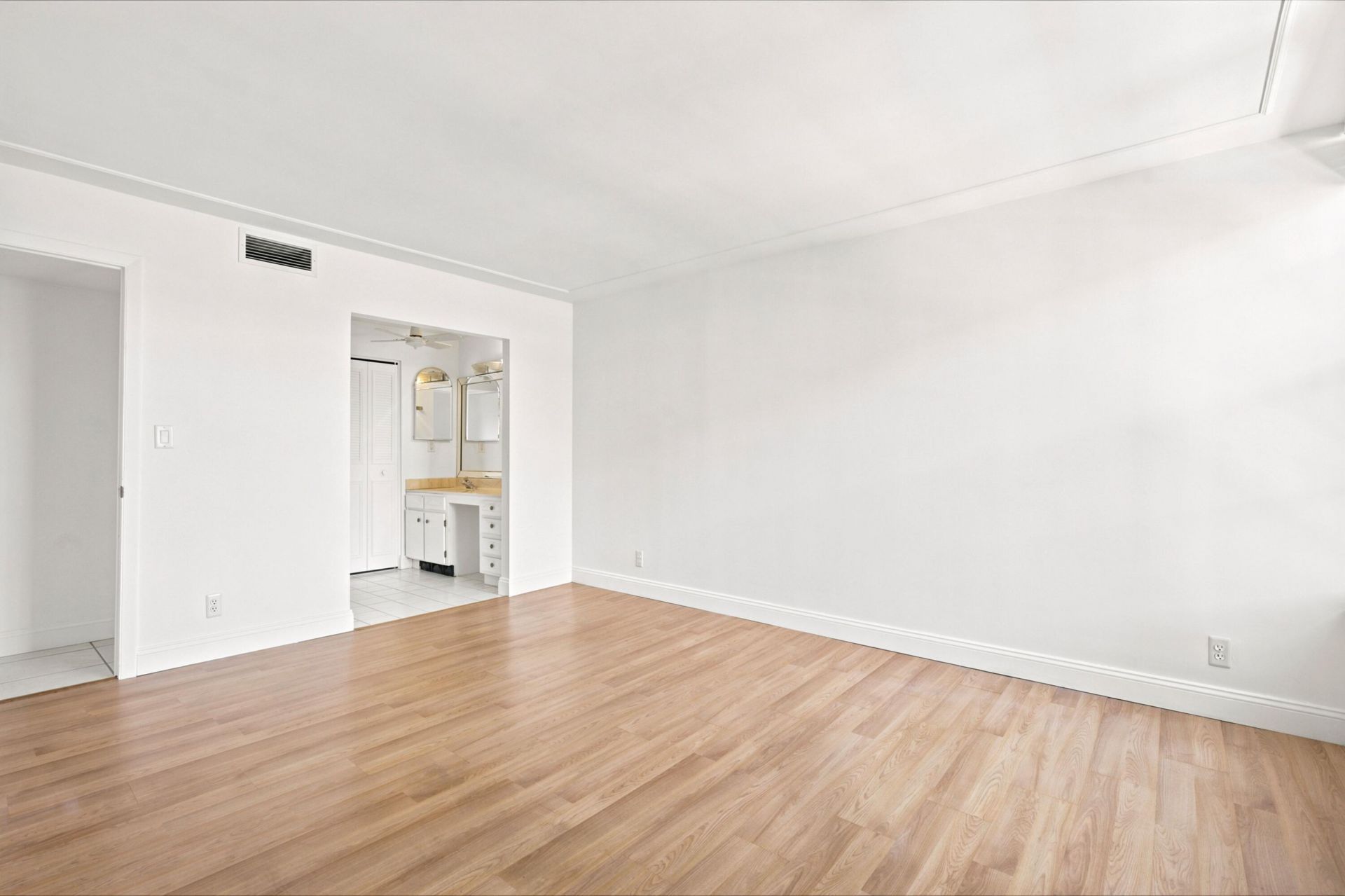 8 Royal Palm Way, Unit 3020, Boca Raton, FL 33432 Photo