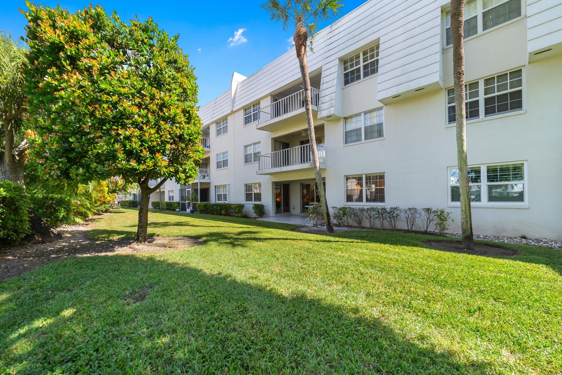 1170 Sugar Sands Boulevard, Unit 407, Singer Island, FL 33404 Photo