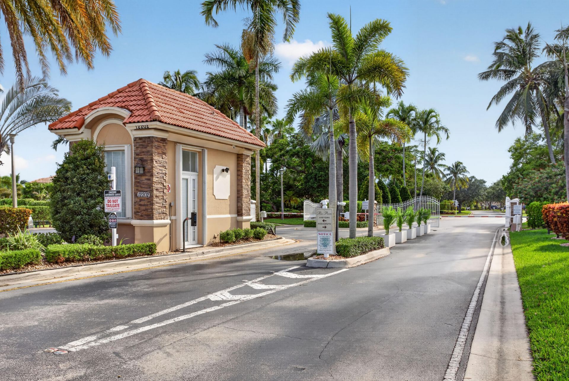 4876 NW 123rd Terrace, Coral Springs, FL 33076 Photo